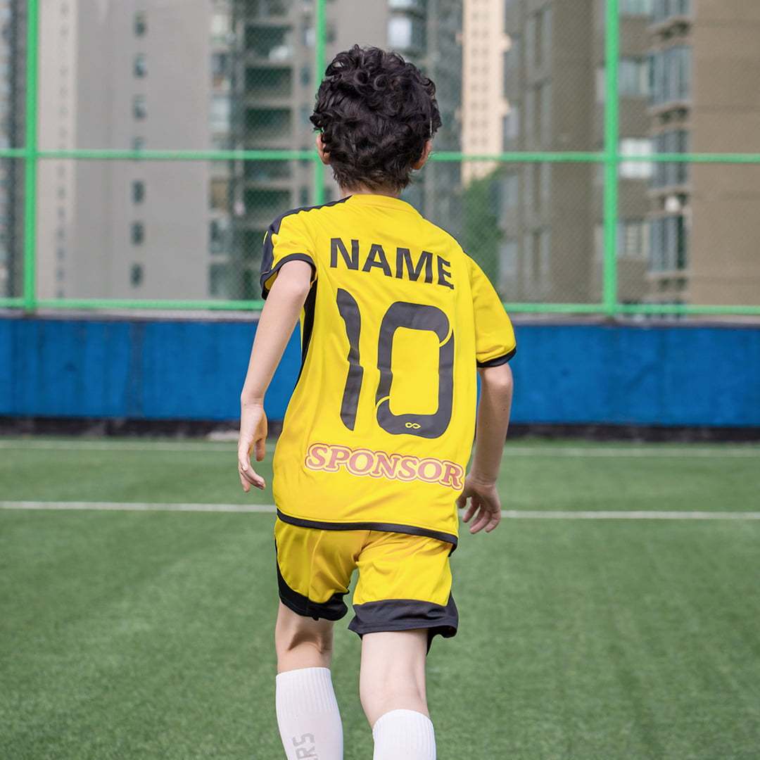 Pure - Kid's Soccer Kit Style 4