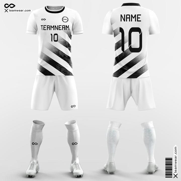 Diagonal Stripes Soccer Jerseys White and Black